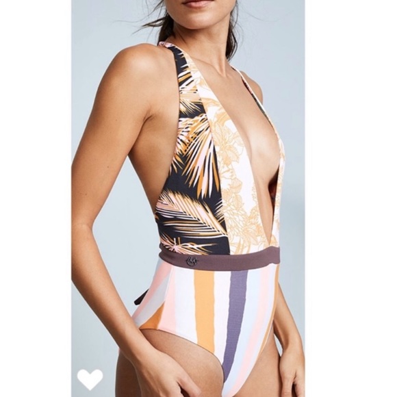 Maaji 1 piece, still for sale full price online - Picture 4 of 5